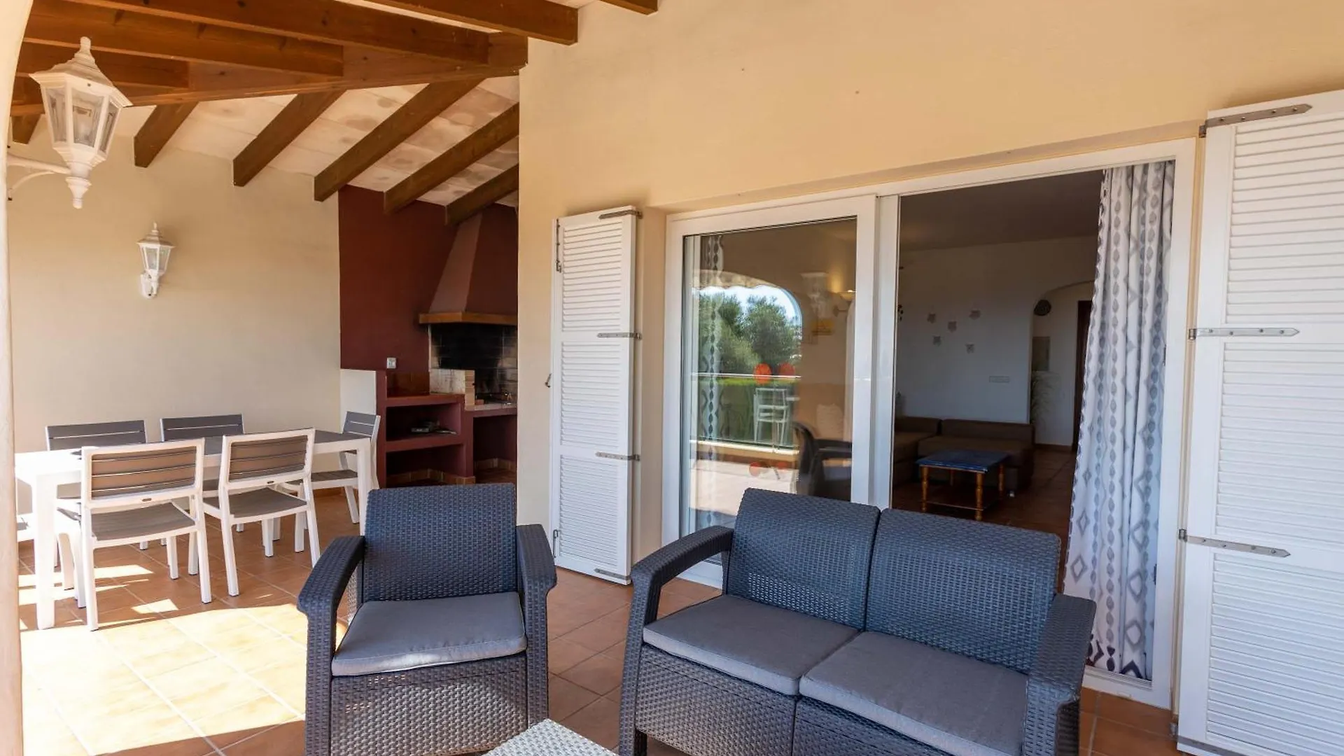 סון באו Villa Primrosa - Beautiful Sea Views בית נופש סון באו